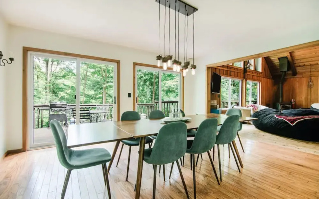 Northern Nights Chalet by Wanderlust Abodes