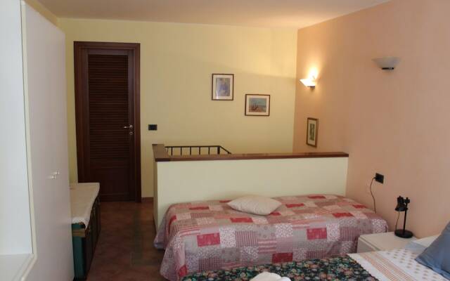 Suite Carla Lovely Apartment in Pietrasanta Center