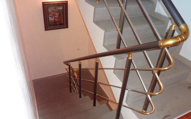 Hotel Noy