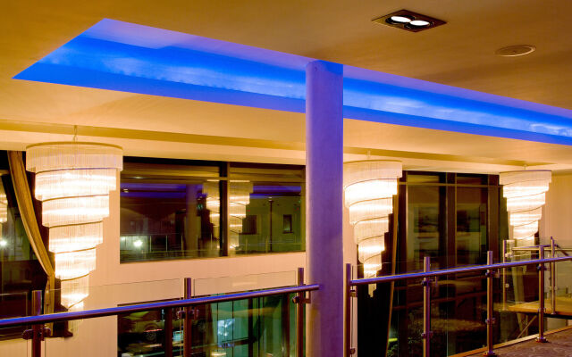 Moyvalley Hotel & Golf Resort