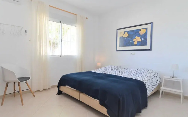 Captivating Villa in Rojales With Swimming Pool