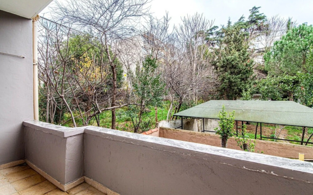 Comfy Flat With Balcony in Uskudar
