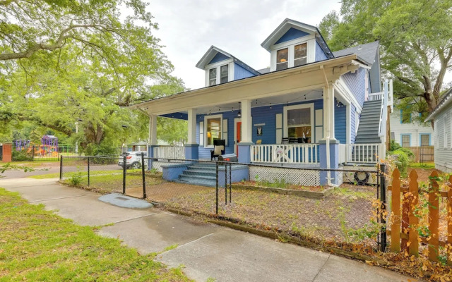 Charming Jacksonville Home ~ 2 Mi to Downtown!