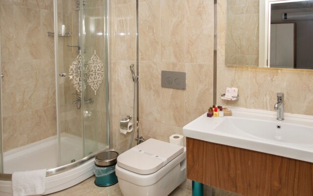 Jolnar Garden Hotel