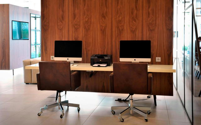 Courtyard by Marriott Amsterdam Arena Atlas Hotel - Image 3