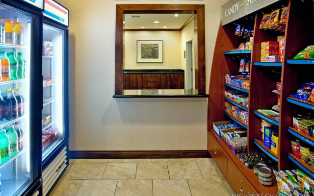 Staybridge Suites Albuquerque - Airport by IHG