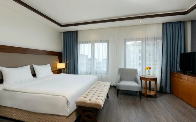 Miracle Istanbul Asia Airport Hotel & Spa