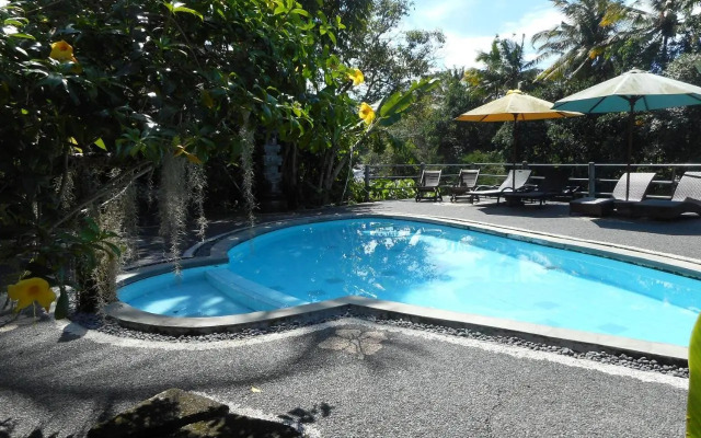 Pondok Tepi Sungai