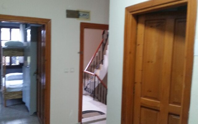 Funky Monkey Hostel & Pub Antalya - Adults Only