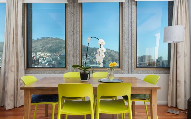 Cartwrights CNR 2 Bed Apartments