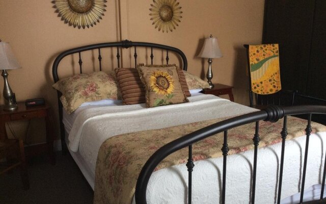Georgetown Historic Inn