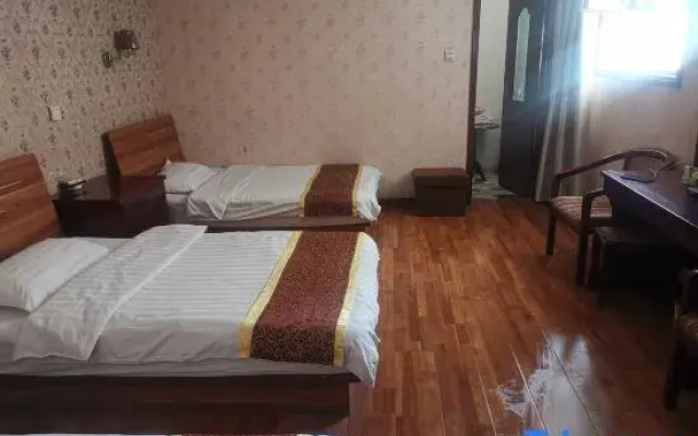 Urumqi Meijiaqin Hotel (Xinjiang Medical University Affiliated Cancer Hospital)