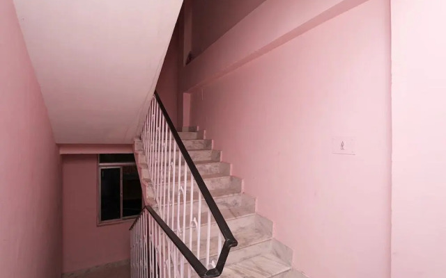 Sterling Inn By OYO Rooms