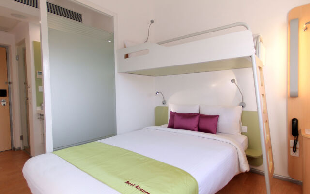 Hotel Caspia Pro Chennai Omr