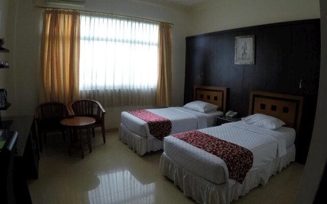 Je Meridien Hotel