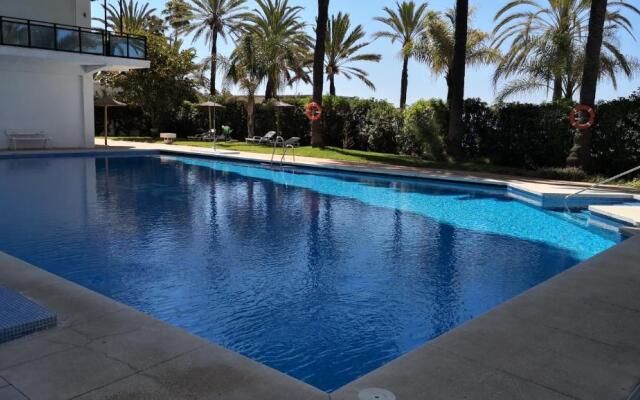 Skol 837B by Completely Marbella