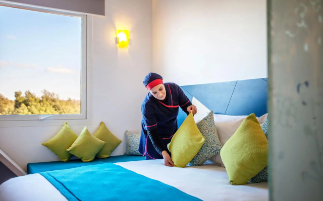 Relax Hotel Kenitra