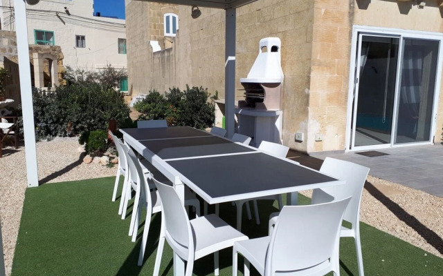 Twilight Gozitan Farmhouse With Pool