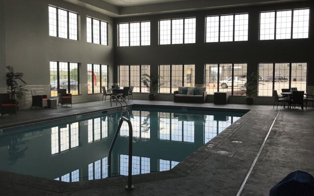 Blue Grass Inn & Suites