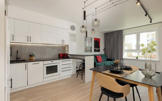 Piaseczno Stylish Apartment by Renters
