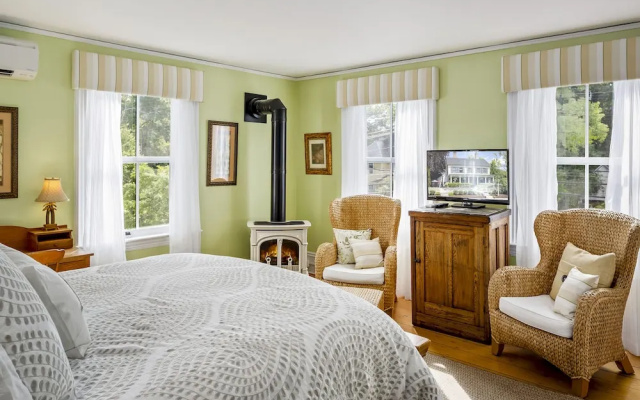 Abigail's Inn