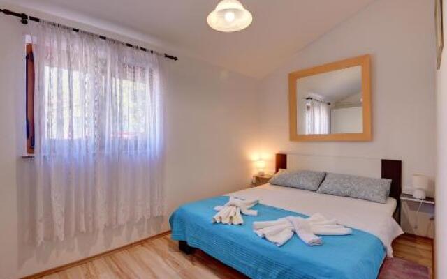 Holiday Home Jasminka