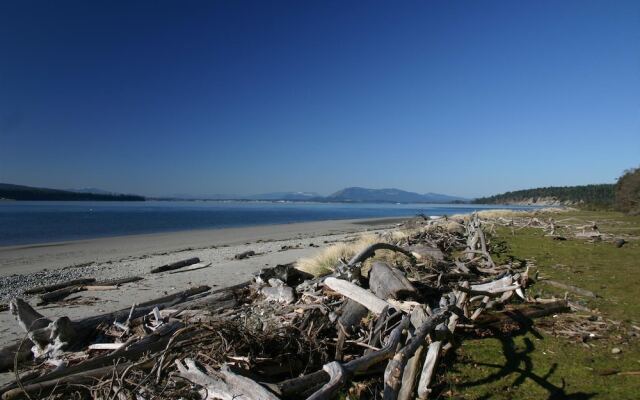 Airport Bed & Breakfast Victoria BC