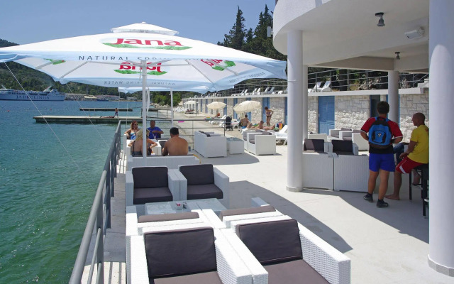 Apartments Vala