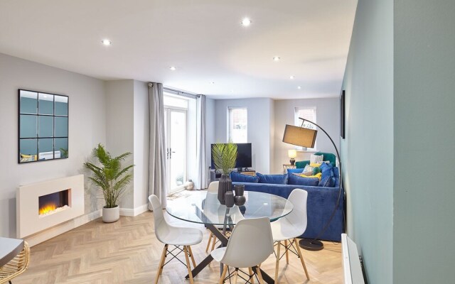 Host Stay Turnstones Apartment