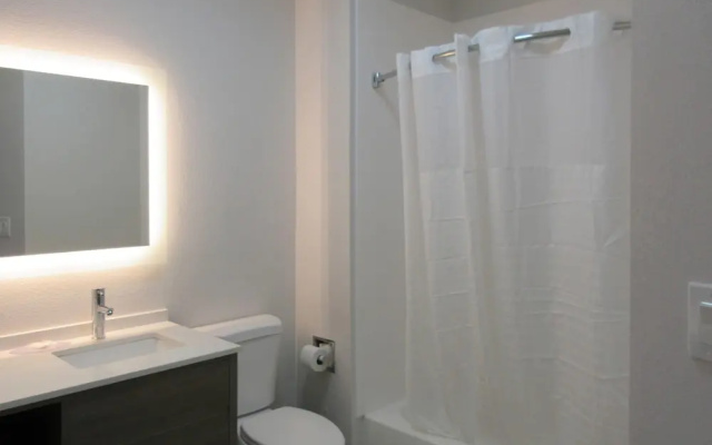 Comfort Inn & Suites Memphis Germantown
