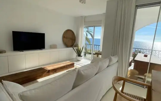 La Petite For t Seaview Flat in Marbella