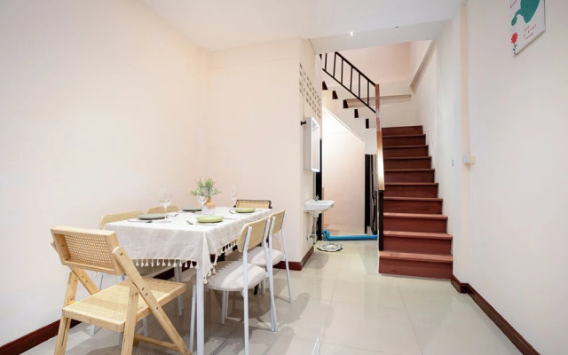 House in Khao San - OH Homes Samsen 12