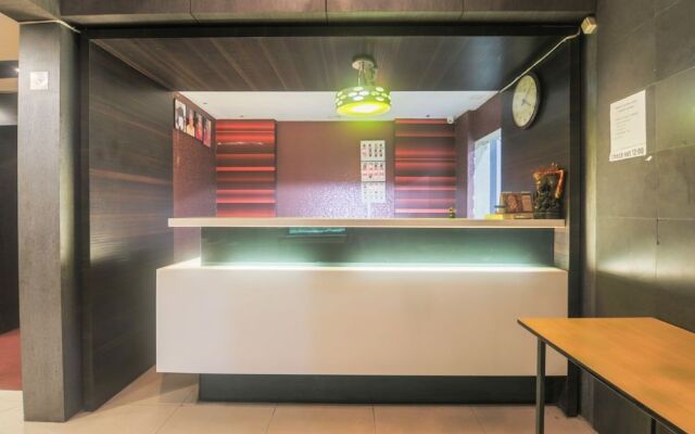 OYO 8326 Hotel The Silk Routee