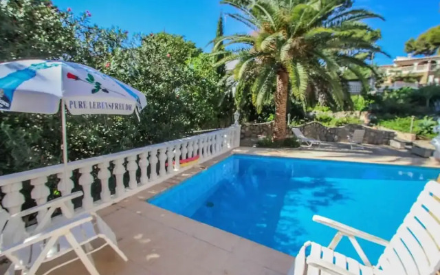 Leila - holiday home with private swimming pool in Moraira