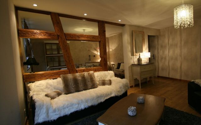 Les Authentics - La Maison d'Amélie