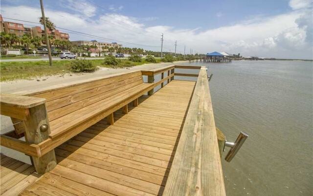 Windjammer 402 - Two Bedroom Condo