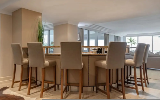 Bantry Place - Luxury Apartment