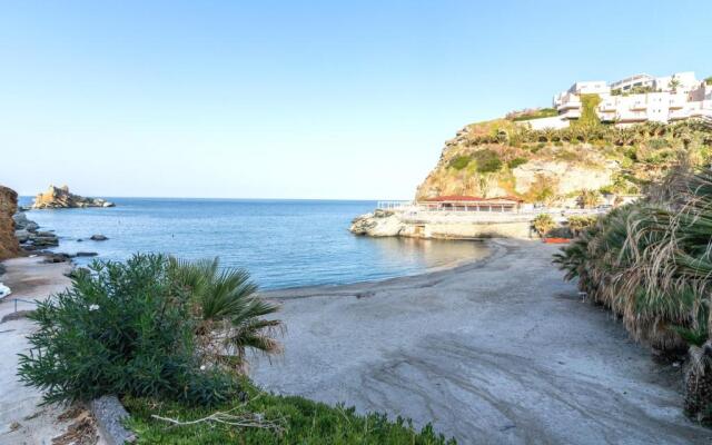 Sea View Apartments 10meters from the beach