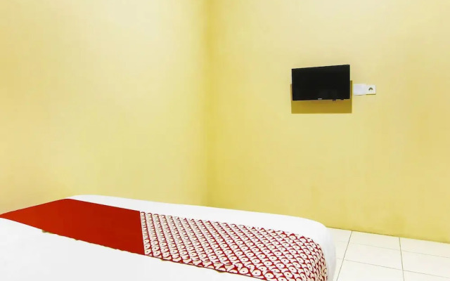 OYO 90900 Pagi Sore Residence
