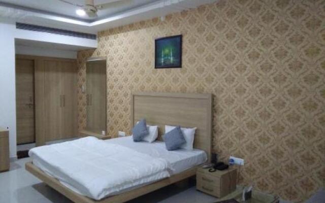 Hotel Royal Palace - Sagar