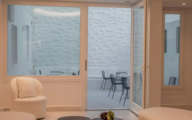 Petasos Chic Hotel