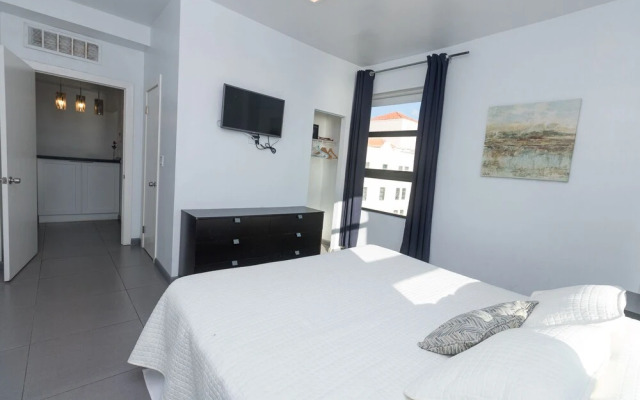 701 Ocean View Hollywood Beach
