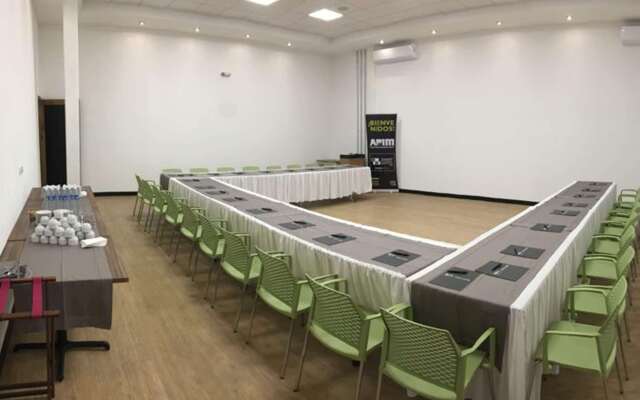 TRYP by Wyndham San Luis Potosi Hotel & Suites