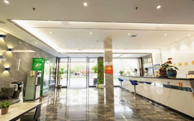 7Days Inn (Ganzhou Dingnan Railway Station)