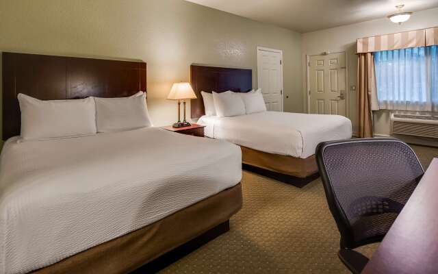 Best Western Plus Bayshore Inn