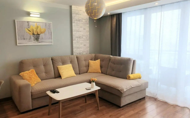 Apartament Jurajska Plaza, prywatne miejsce parkingowe , Targi