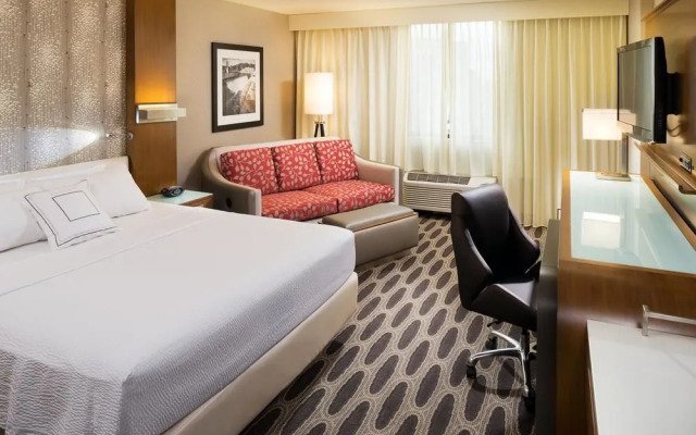 Courtyard Minneapolis Downtown