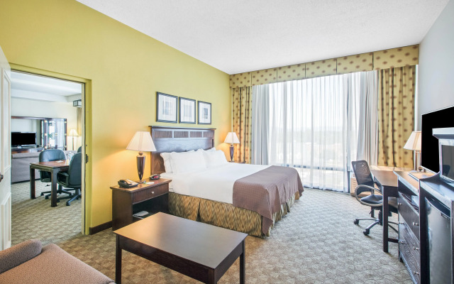 Holiday Inn Roanoke-Tanglewood-Rt 419&i581 by IHG