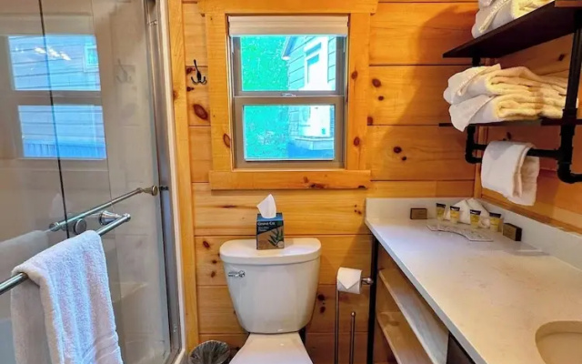 Bmv8 Tiny Home Topline