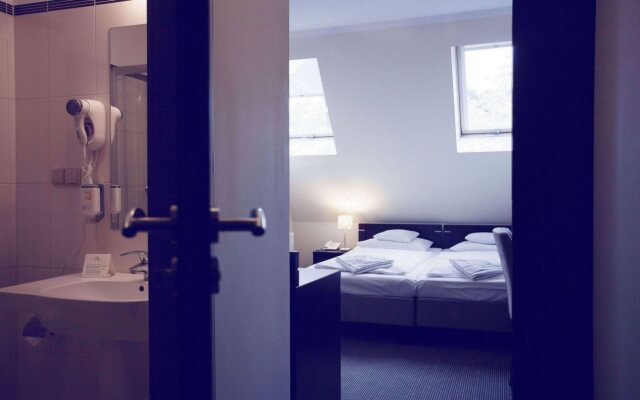 Hotel Niemcza SPA